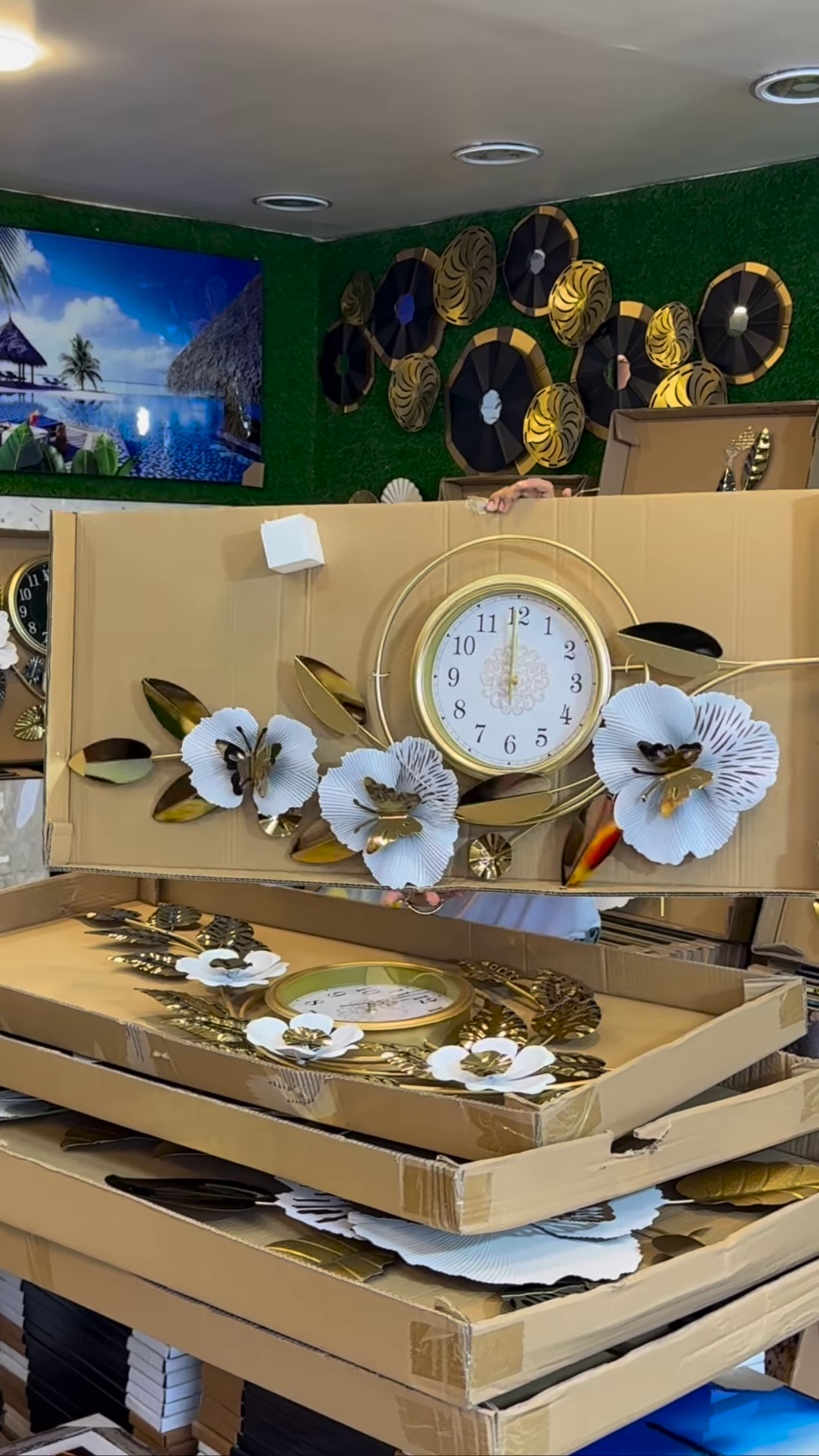 🕒🌸 Timeless Art: Elevate Your Home with Statement Clocks & Kinetic Design! ✨