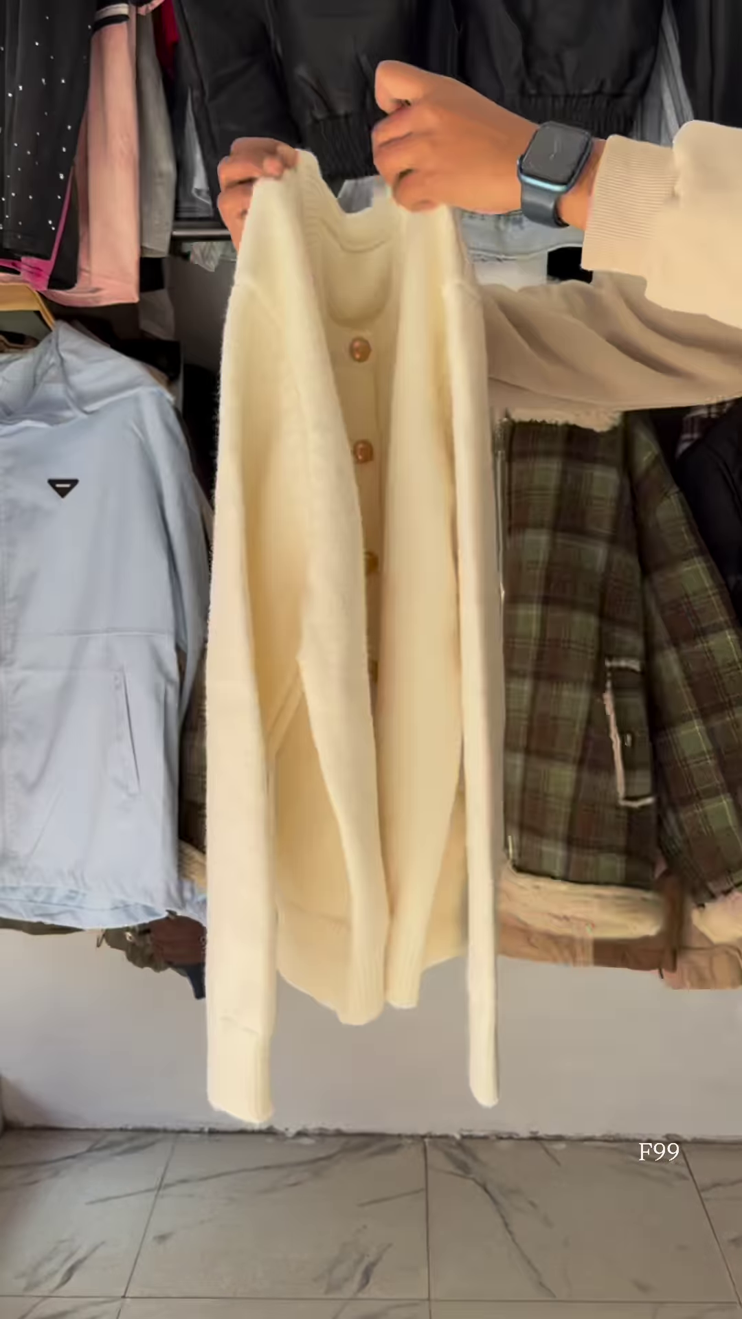 Black Floral Embroidered Button Cardigan – Luxe, Versatile, and Effortlessly Elegant 🌼✨