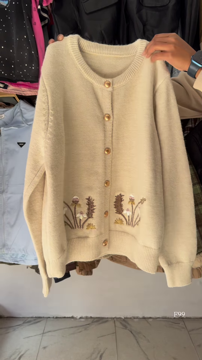 Black Floral Embroidered Button Cardigan – Luxe, Versatile, and Effortlessly Elegant 🌼✨