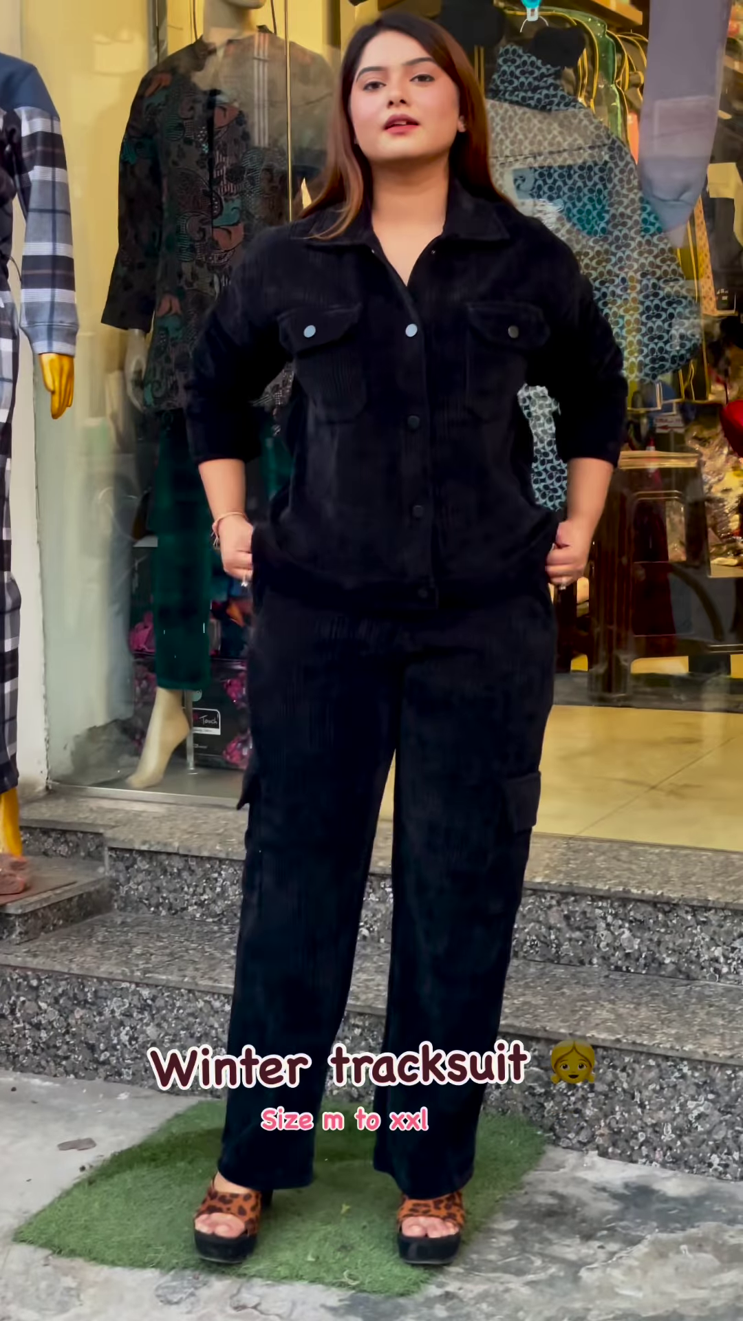 Corduroy Winter Tracksuit – Warm, Street‑Chic, and Comfort Ready 🧥�