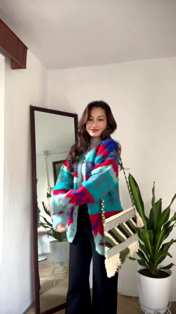 Multicolor Patterned Cardigan 🧥🍂 – Bold Knit Layer in Blue, Red & Teal with Seasonal Styling