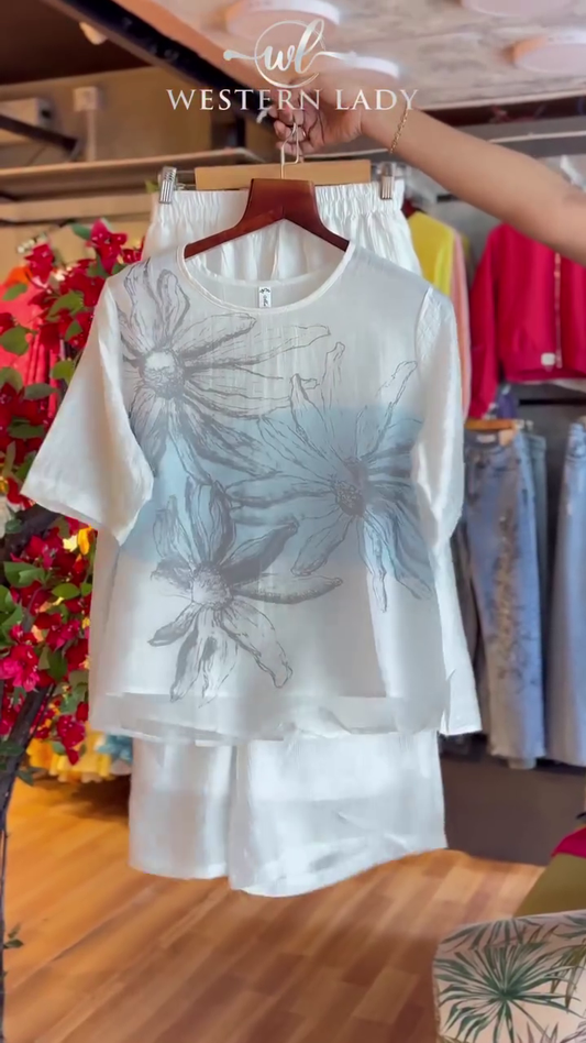 Sketch Bloom Tee & White Petal Shorts