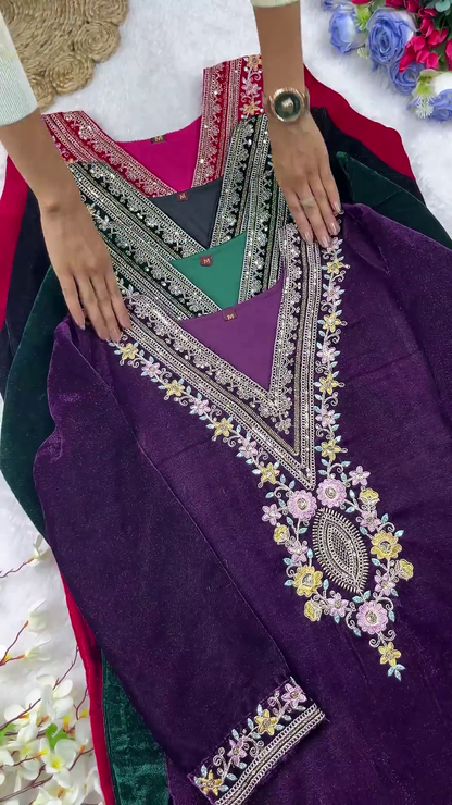 Majestic Velvet Kurta Set with Intricate Floral V-Neck Embroidery
