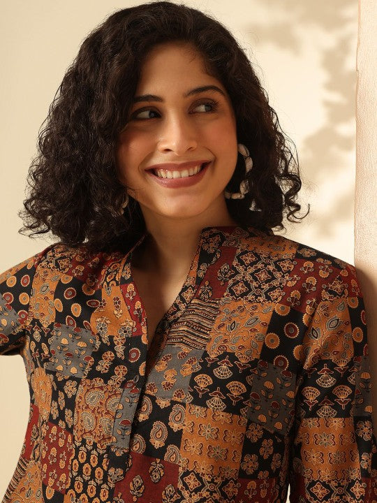 Ethnic Motifs Printed Straight Kurta