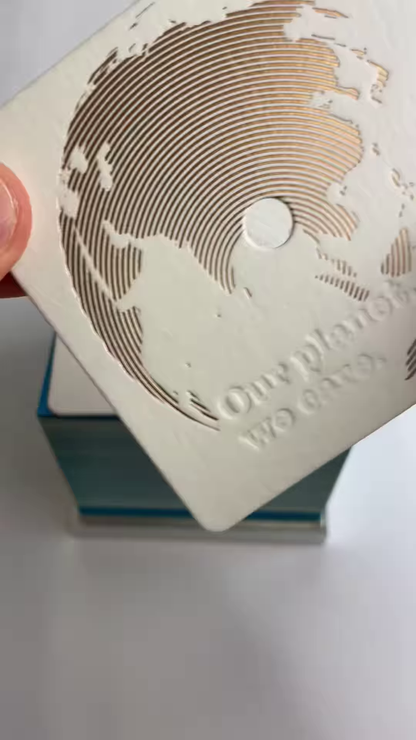 Luxury 3D Miniature Earth Sculpture Memo Pad – Handcrafted Topographical Globe with Premium Acrylic Display Case