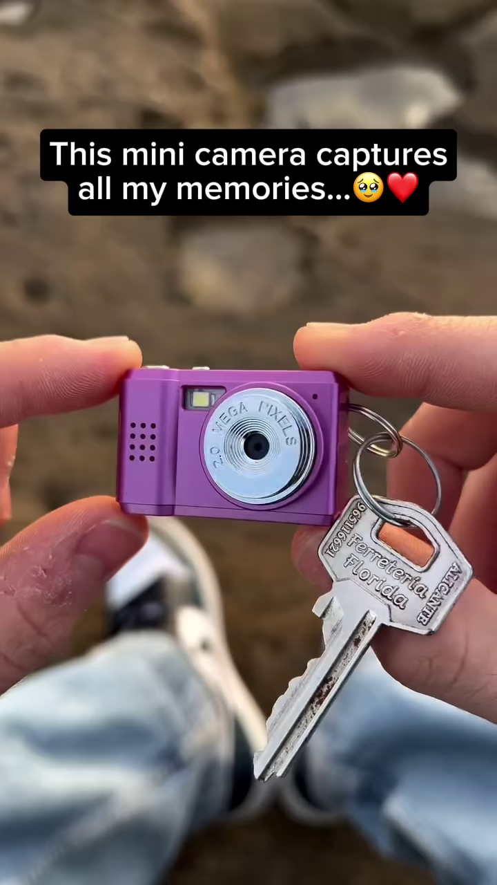 mini keychain camera is giving nostalgia + cute tech vibes