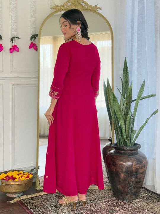 Women Floral Embroidered Regular Thread Work Kurta with Trousers & With Dupatta